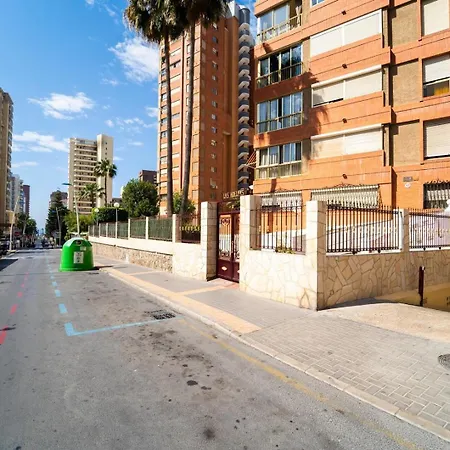 Stylish Seaview With Pool Access Apartment *