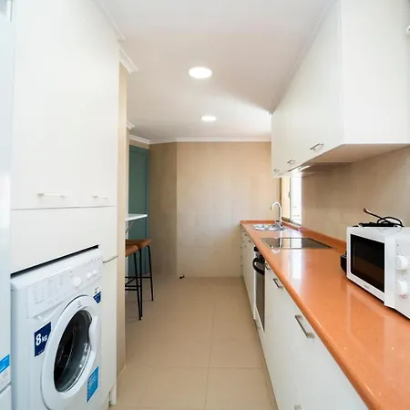 Stylish Seaview With Pool Access Apartment Benidorm