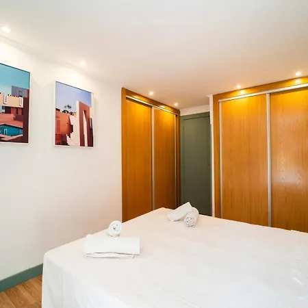 Stylish Seaview With Pool Access Benidorm