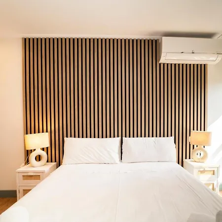 Stylish Seaview With Pool Access Apartment Benidorm