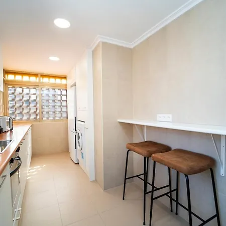 Stylish Seaview With Pool Access Apartment *