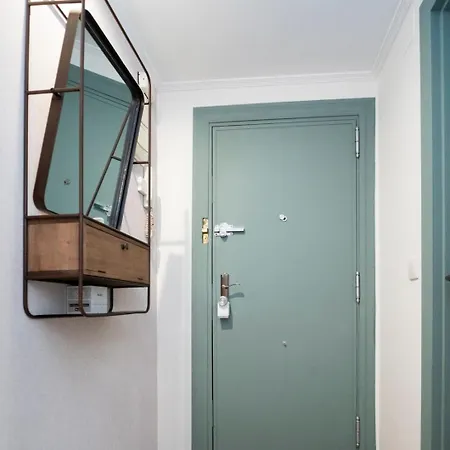 Apartment Stylish Seaview With Pool Access Benidorm