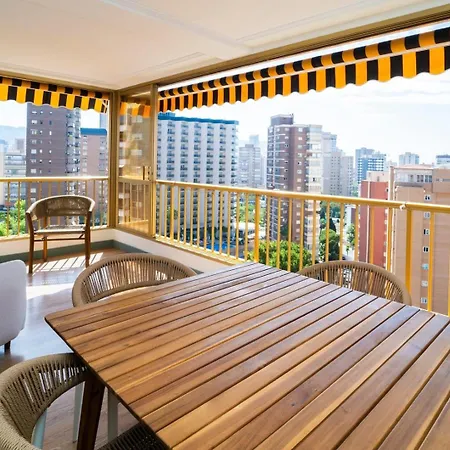 Apartment Stylish Seaview With Pool Access Benidorm