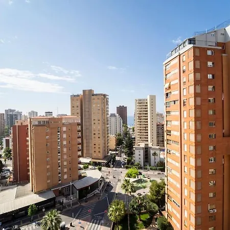Апартаменты Stylish Seaview With Pool Access