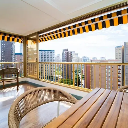 Stylish Seaview With Pool Access Апартаменты
